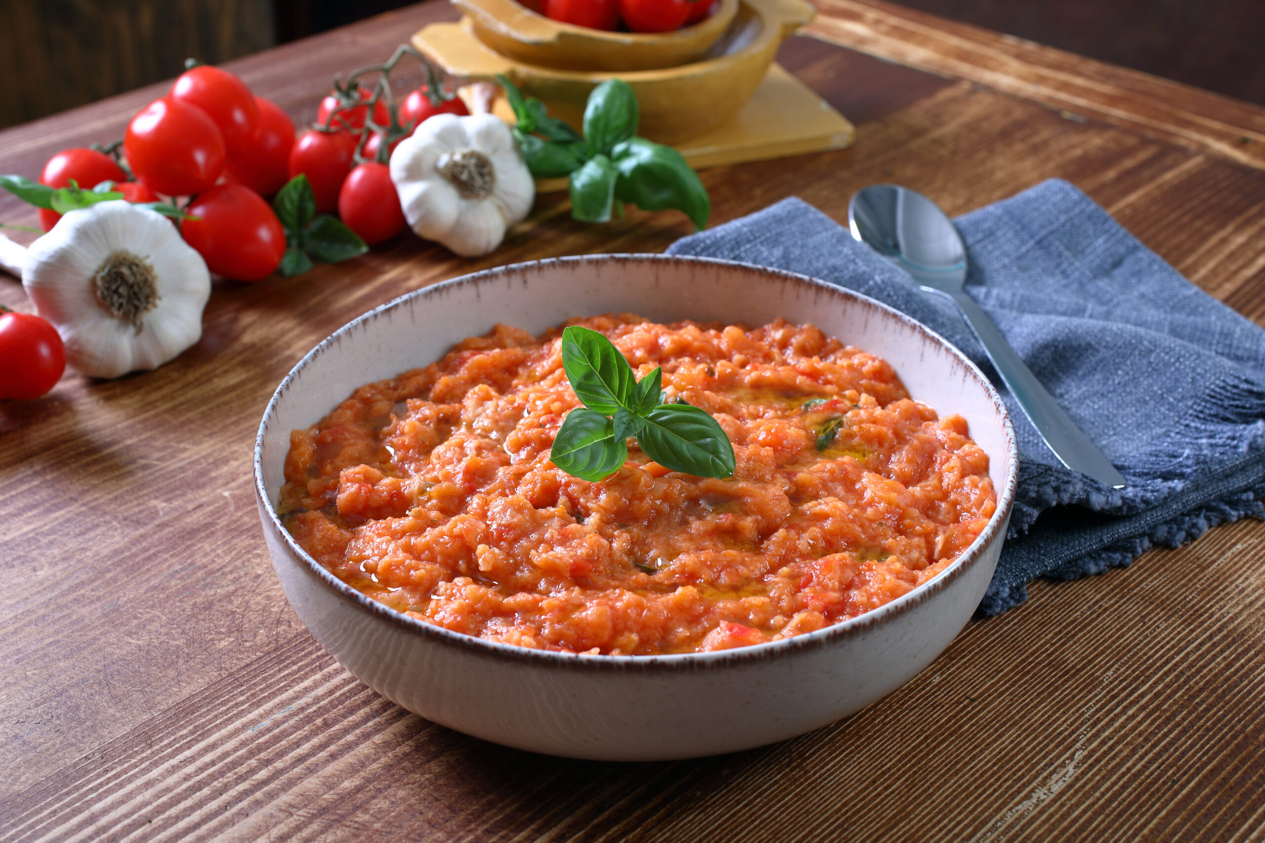 Pappa al pomodoro. Shutterstock by Denio109
