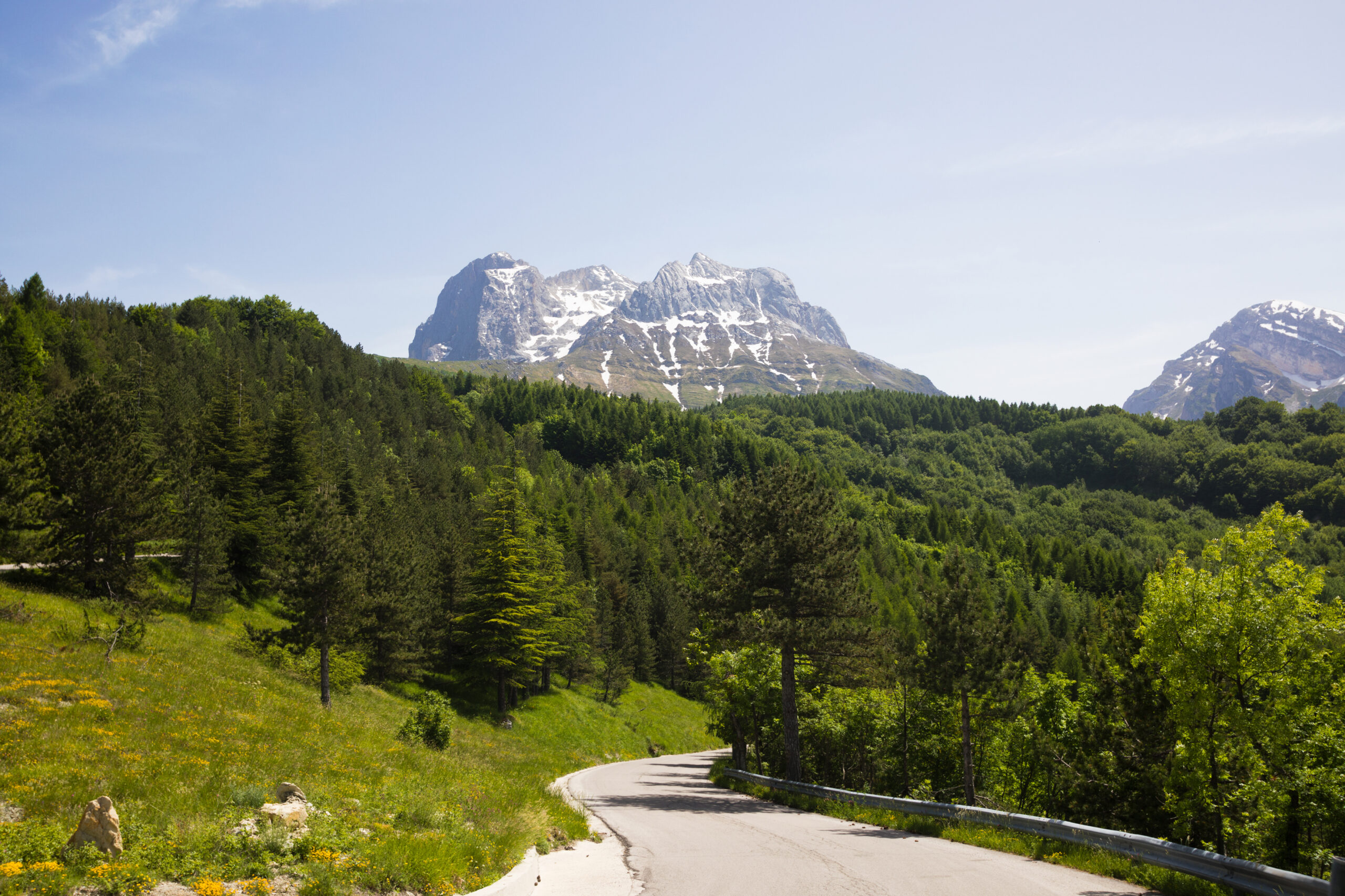Prati di Tivo con il Gran Sasso - Shutterstock by Daniele Gussago Photo