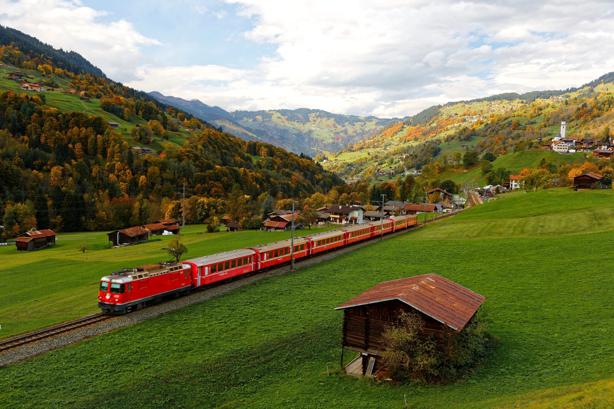 Viaggio sostenibile. Shutterstock by AaronChenPS2