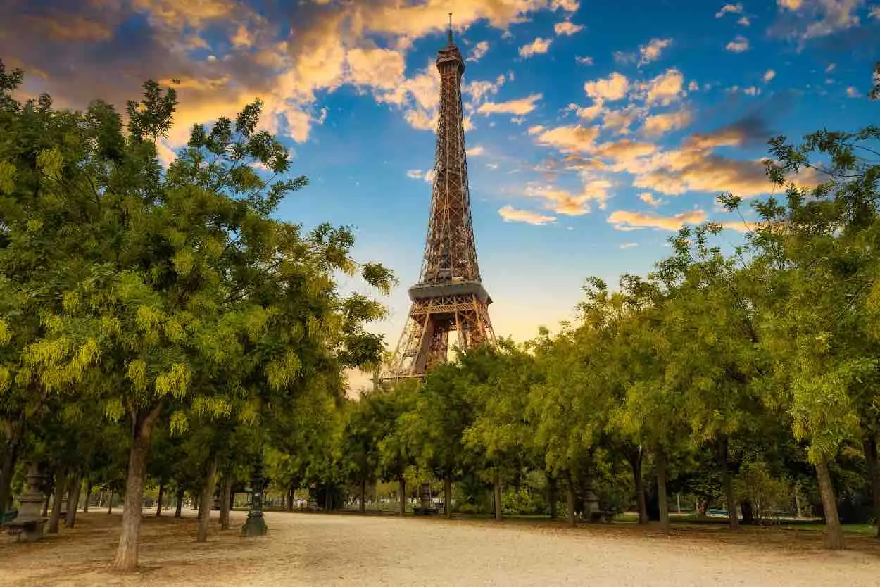 Parigi va verso il green