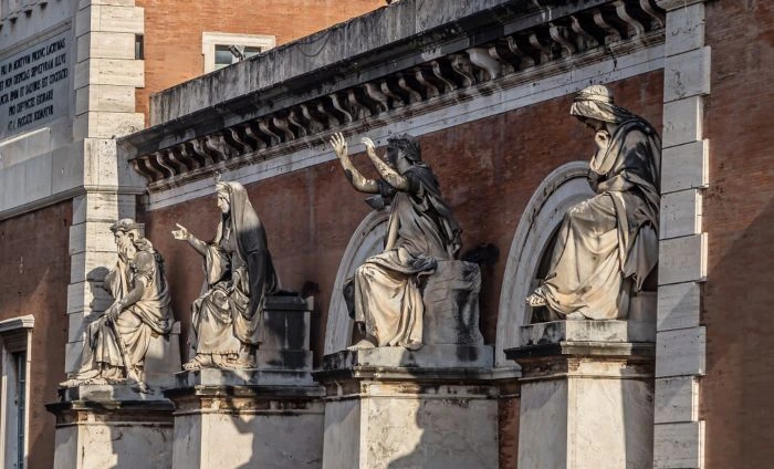 Visite culturali al Verano programma primavera 2025