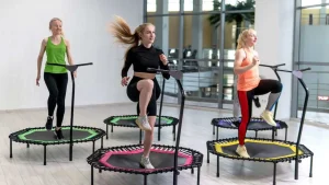 Cos’è il jumping fitness, un nuovo sport di tendenza