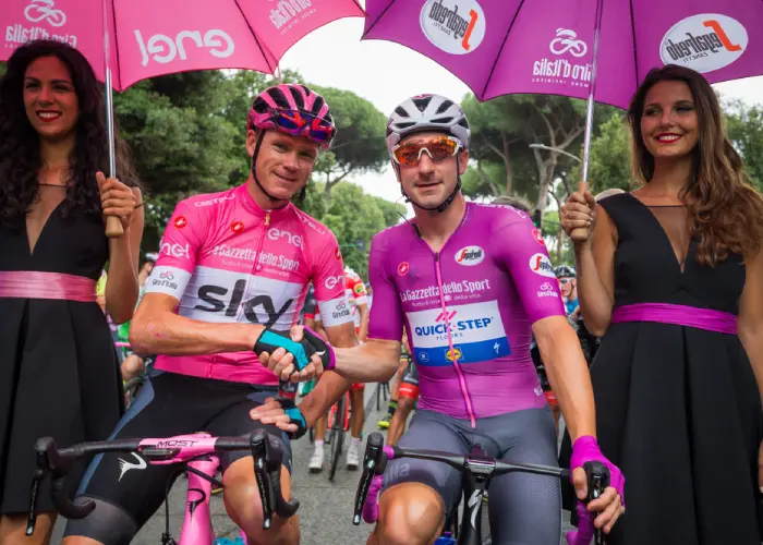 Elia Viviani con Chris Froome al Giro d'Italia 2018