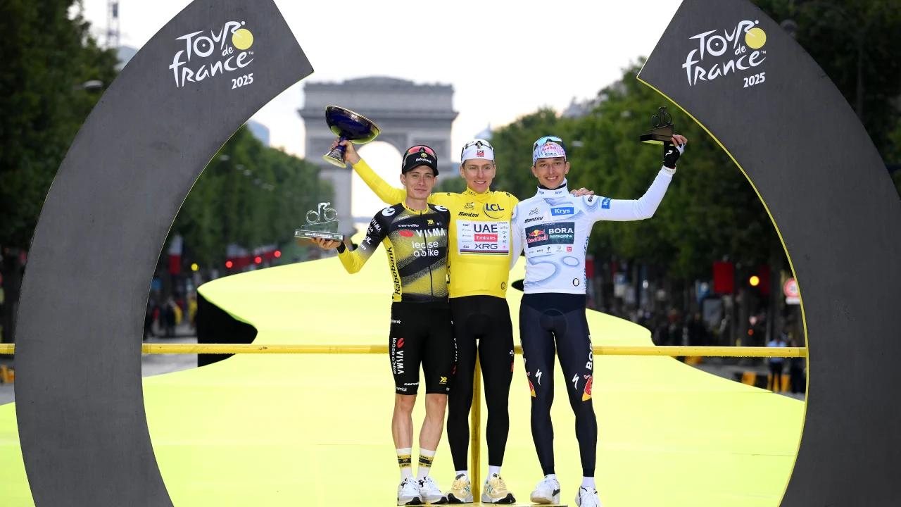Podio del Tour de France 2025