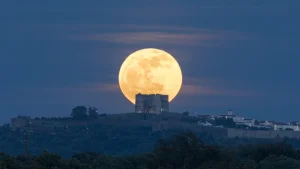 Nuove conferme sull'origine della Luna dall'ultimo studio su Theia