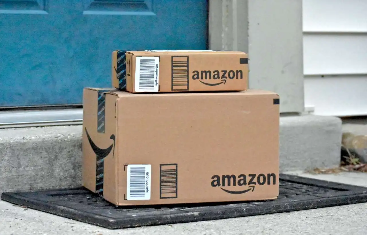 Consegna pacchi Amazon
