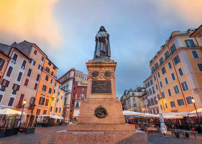Natale a Campo de' Fiori