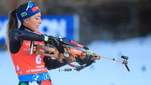 A Lisa Vittozzi il primo oro olimpico di sempre nel biathlon per l'Italia
