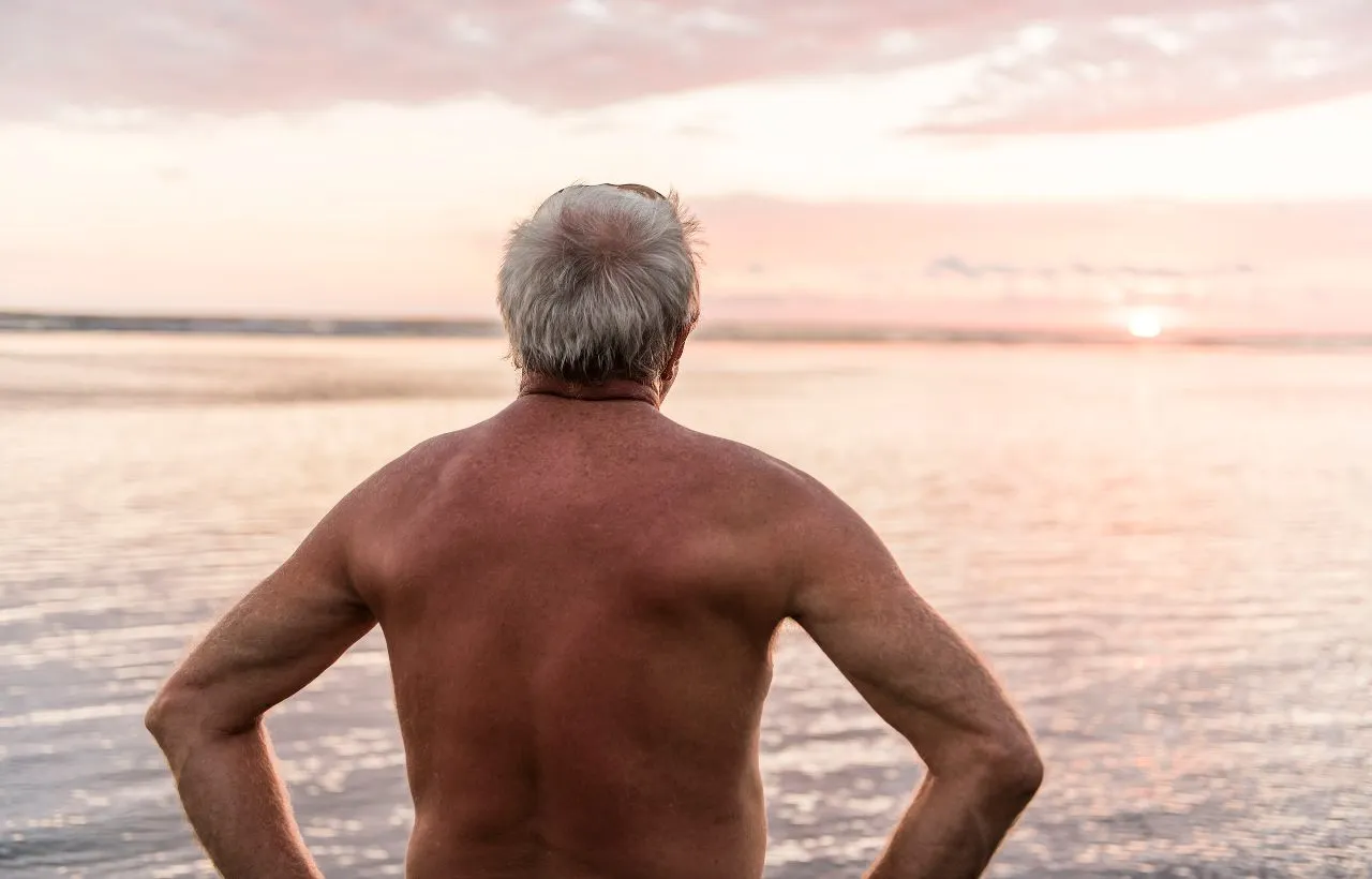 Un pensionato in spiaggia